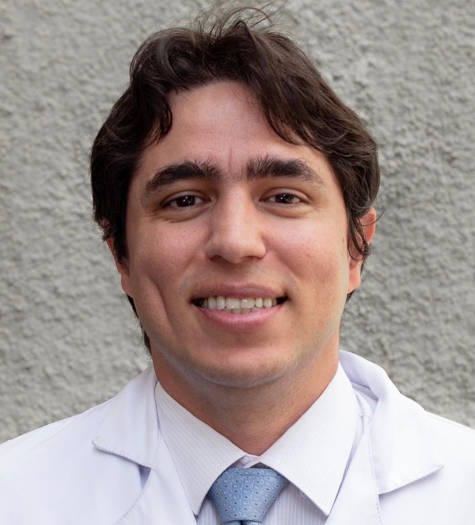 Dr. Eduardo Souza Maciel