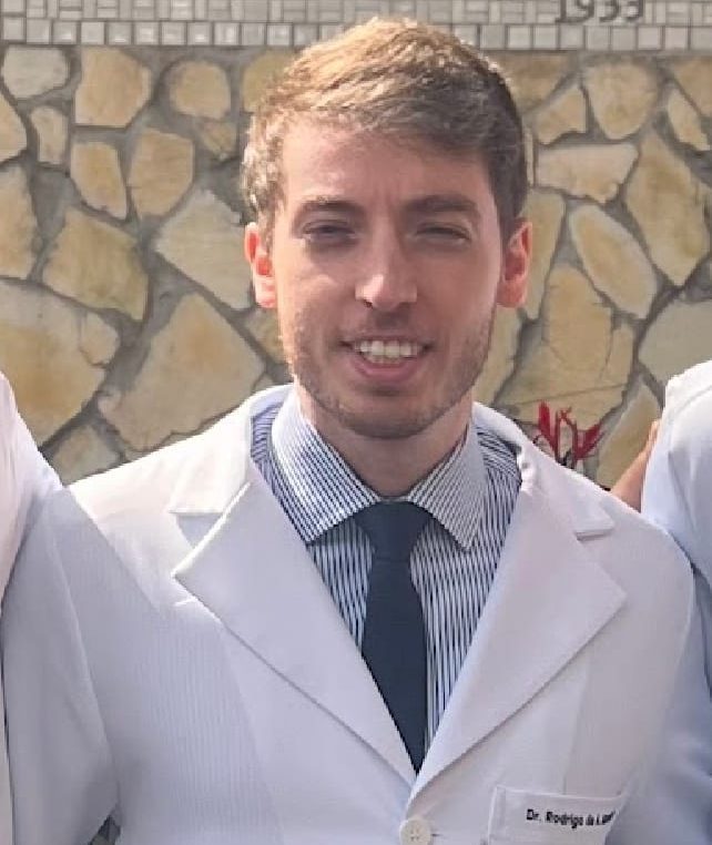 Dr. Rodrigo Mastrorosa